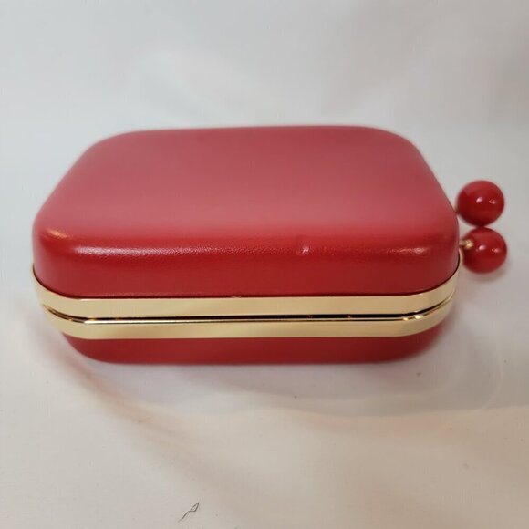 Adorable Elizabeth Arden Red Clutch / Crossbody Bag w Gold Chain - Picture 6 of 13